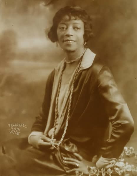 James Van Der Zee, Untitled (Portrait of a Woman), 1928