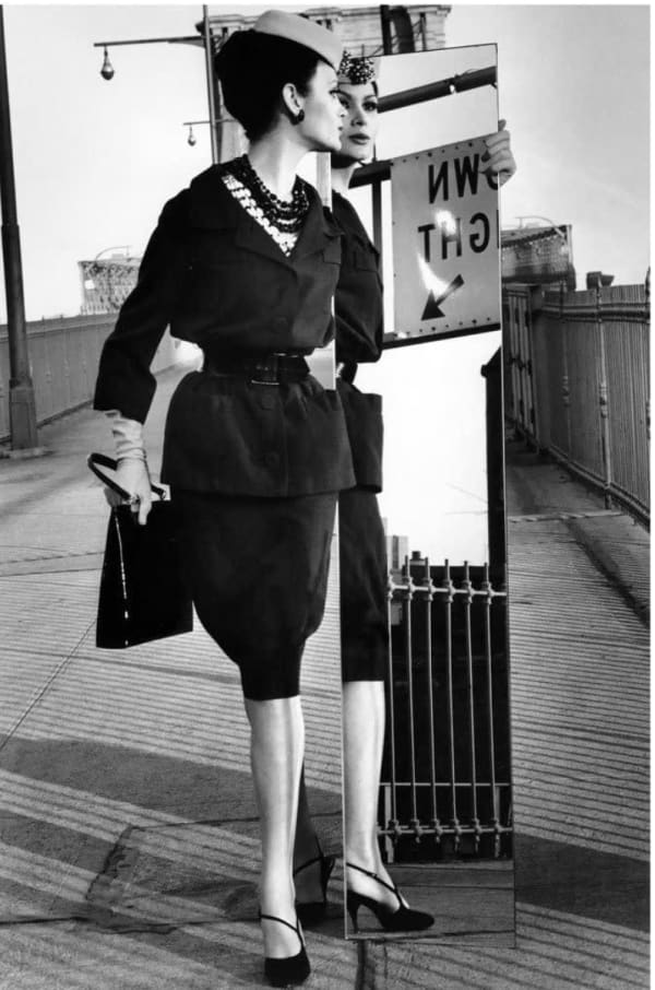 William Klein, Isabella + Brooklyn Bridge, for: Vogue, New York, 1962