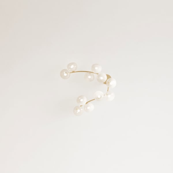 Giopato & Coombes, Maehwa Ceiling Wall 11