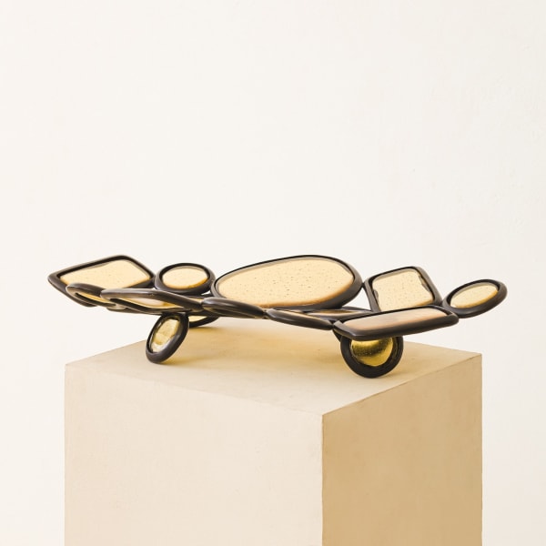 Lucas Recchia, Centerpiece Material Distortion, 2025