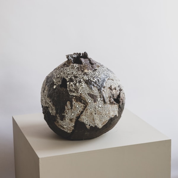 Ilona Golovina, Tidal Moon Vessel, 2024