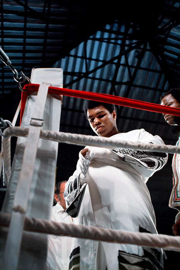 Kwame Brathwaite, Untitled (Ali in Ring), 1974 c., printed 2018