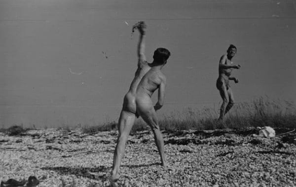 Keith Vaughan, Two male figures, one throwing, 1938