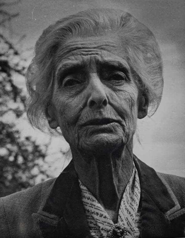 Kurt Hutton, Beatrice Webb, 1941
