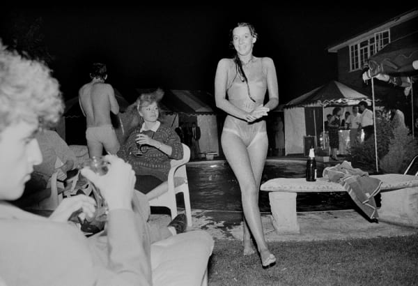 Daniel Meadows, Nattering in Paradise (Suburbia), Kent, 1984-87, 1985
