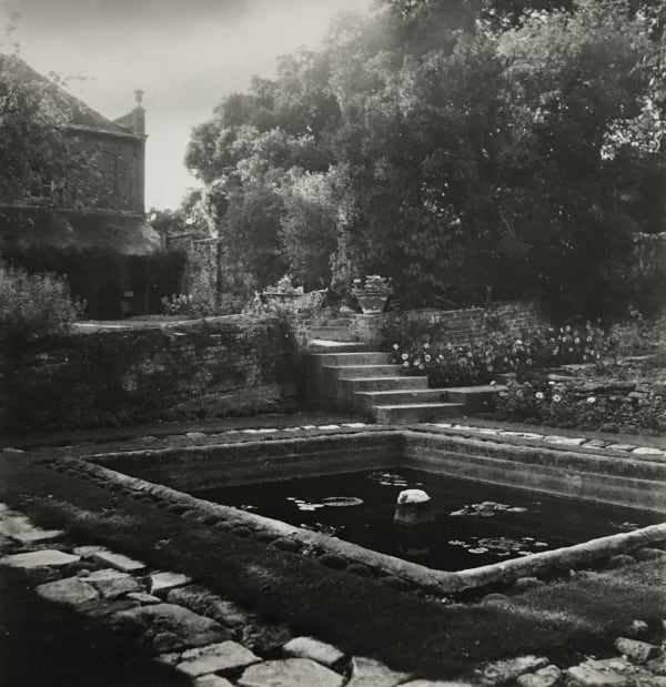 Cecil Beaton, Ashcombe (The Garden), 1935
