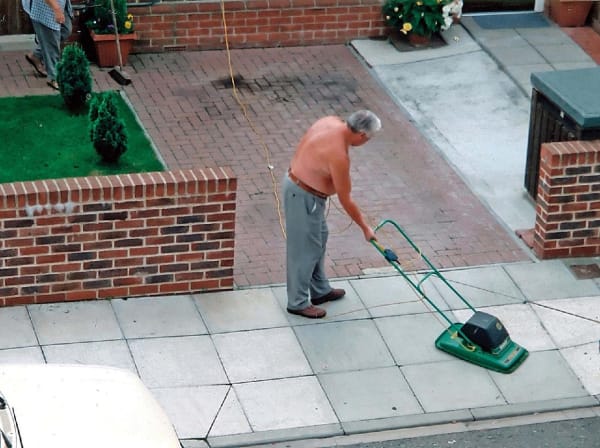 The Caravan Gallery, The gentleman over the road, Portsmouth, 2000