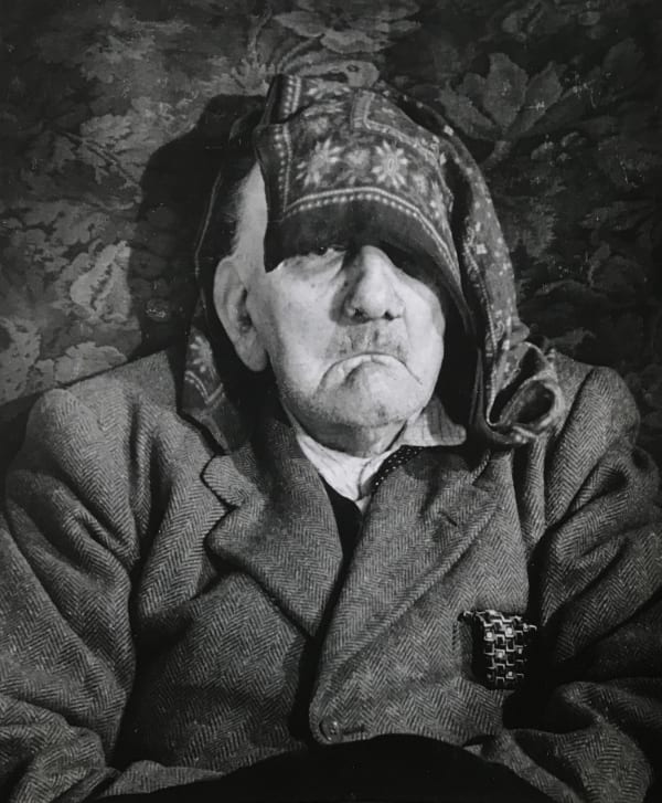 Kurt Hutton, Ordinary Folk (Forty winks), 1943
