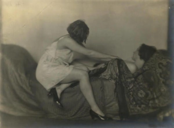 Germaine Krull, AKTE (pair of female lovers), 1924