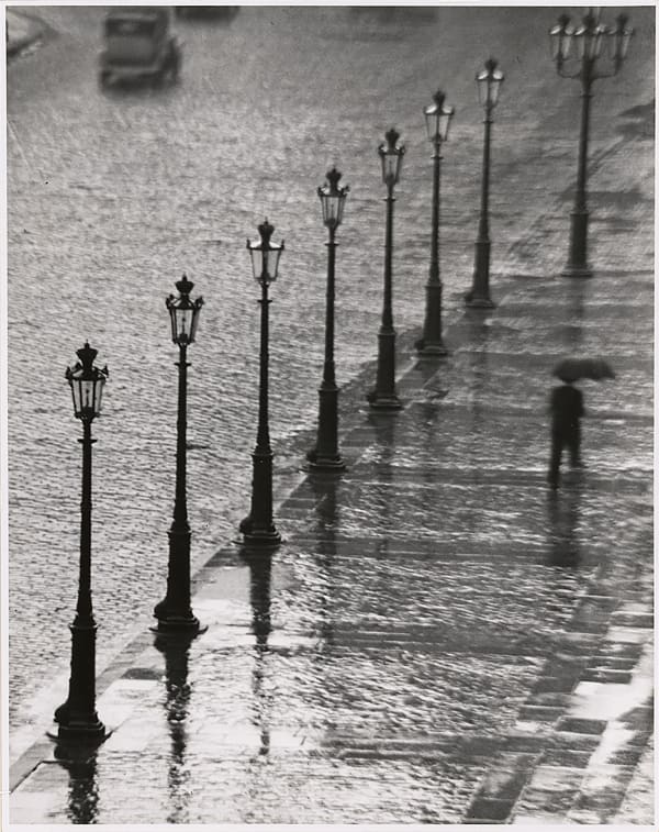 André Kertész, Place Gambetta, Paris, 1929