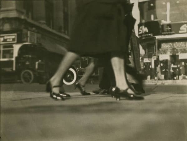E.O. Hoppe, Oxford Street, London, 1929