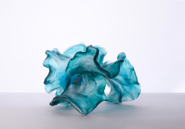 Monette Larsen - Floating Twist, 2023
