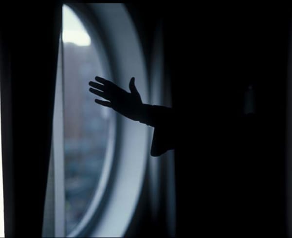 Doug Aitken, hand in window, 2008