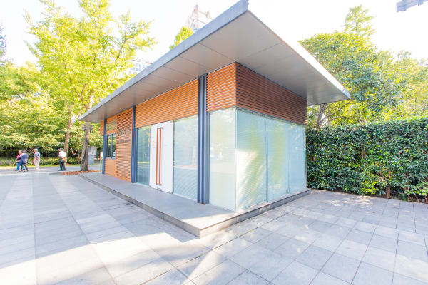 Feng Chen 冯晨, The Darker Side of Light 光的背面, 2018