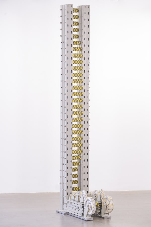 Leelee Chan 陳麗同, Blindfold Receptor (caterpillar-yellow) 《蒙眼感知器 (毛蟲黃)》, 2019
