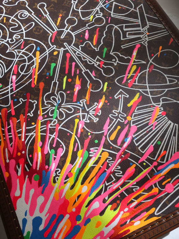 Carlos Betancourt, Louis Vuitton commission: One Line drawing for LV (close-up view), 2019