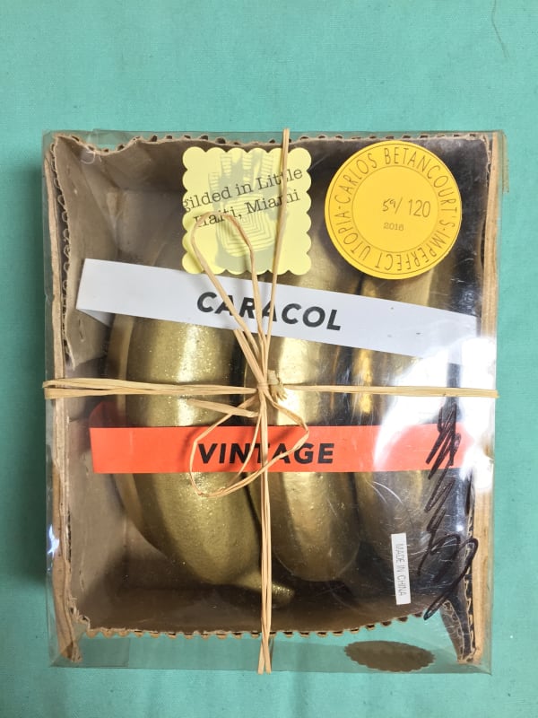 Carlos Betancourt, Golden Banana, site specific installation, Golden Lily NYC, 2016