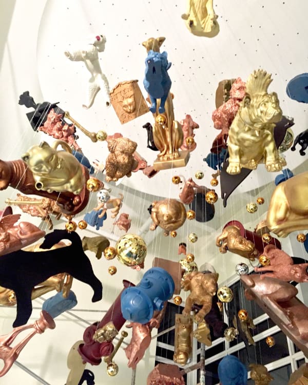 Carlos Betancourt in collaboration with Alberto Latorre, Splendor in the Shelter: Its Raining Cats and Dogs, 2014