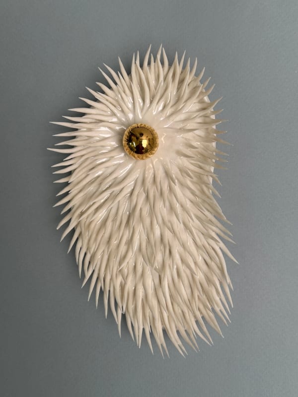 Ikuko Iwamoto, Petite Golden Pearl III, 2023