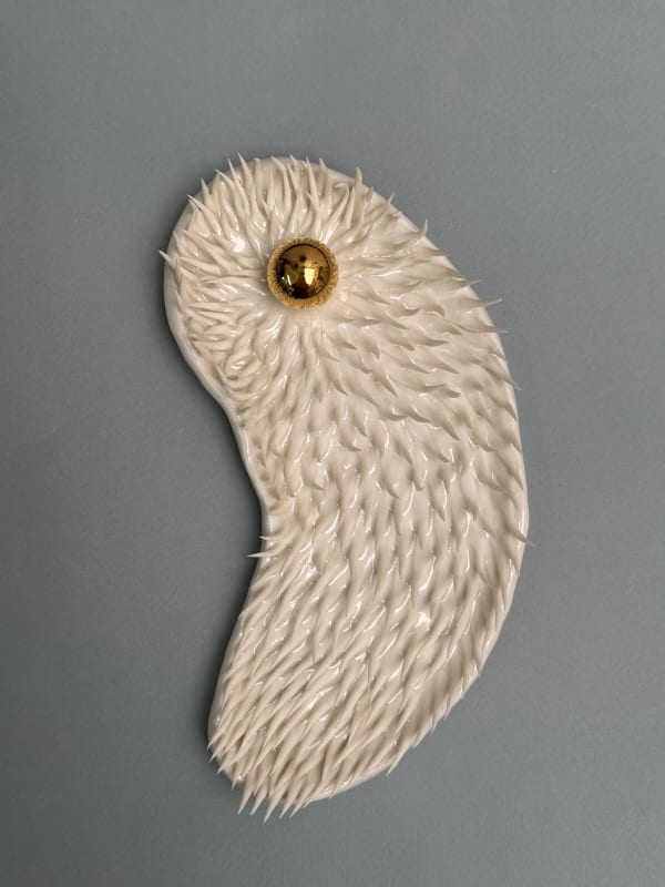 Ikuko Iwamoto, Petite Golden Pearl X, 2023