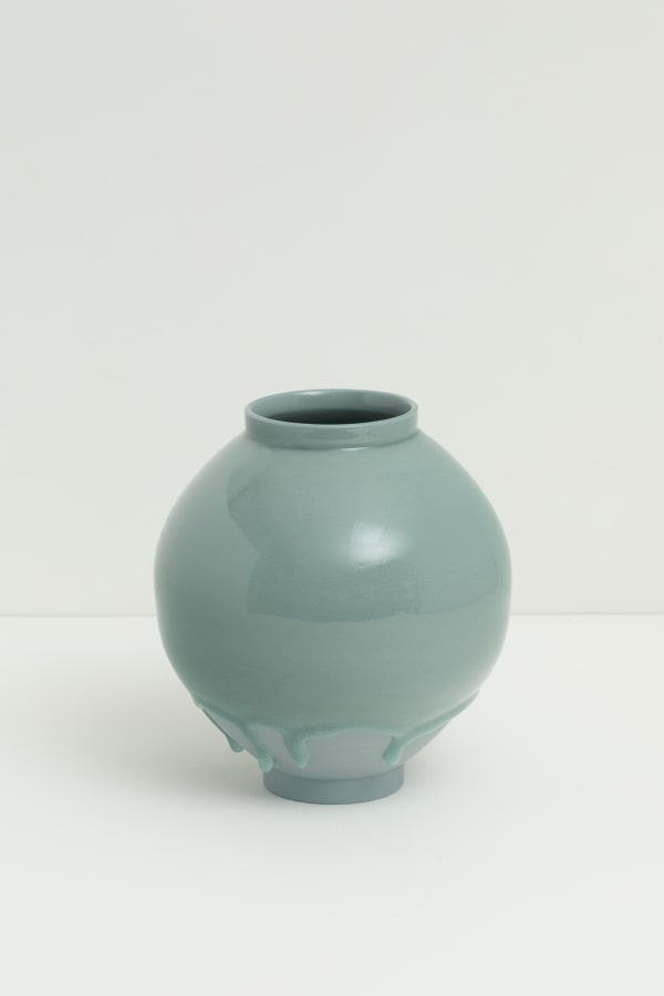 Jaejun Lee, Moon Jar, 2025