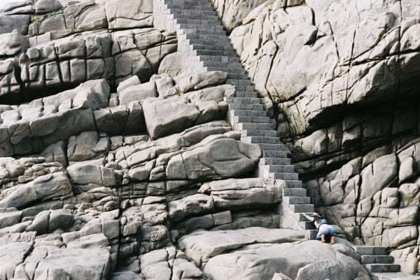 Patricia Domínguez, Video still, Tres Lunas más Abajo [Three Moons Below], 2024
