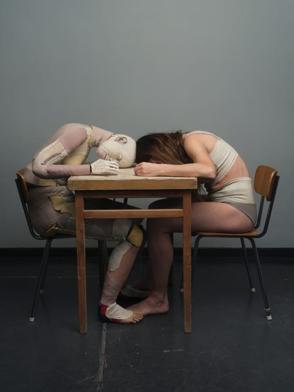 Anna Odell, Hon beskriver på något sätt en känsla av identitetslöshet, 2024