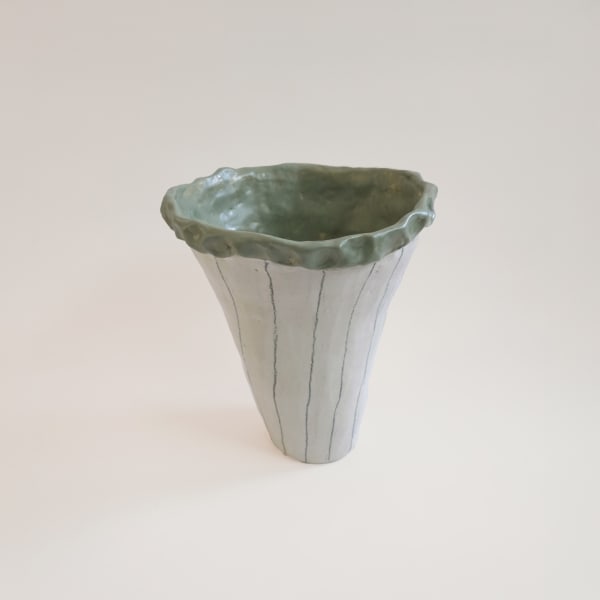 Carolina Cortella, Dali Vase, 2025