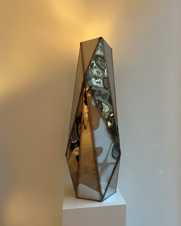 Castle Table Lamp, Black