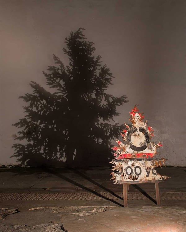 400yds, 2025 Hand-cut metal plate 100 x 62 cm