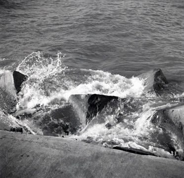 John Hendry, 1218 Lake Near Montrose Harbor, 1948