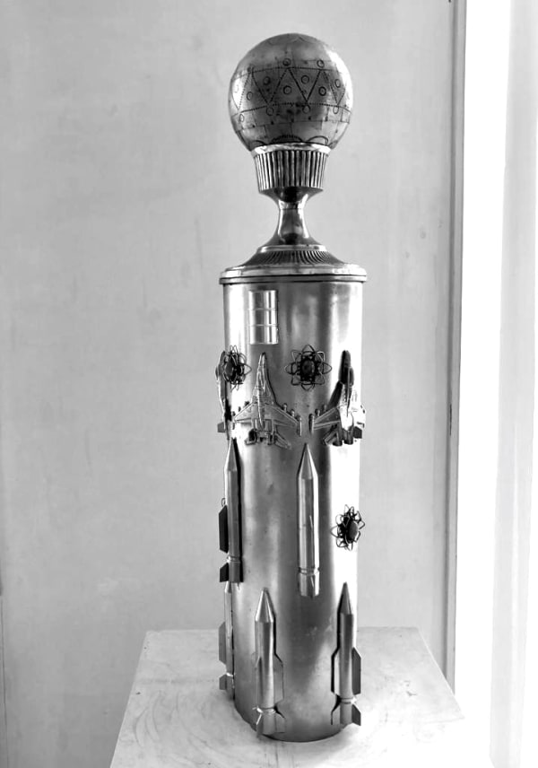 Erika Koehler, PUTIN’ ON THE EMPEROR’S CLOTHES (SIN: SUPERBIA), 2019