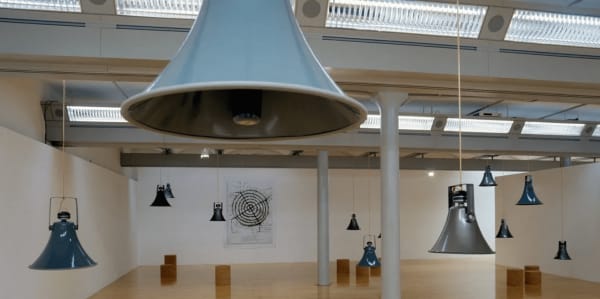 Oswaldo Maciá, Surrounded in tears, 2004