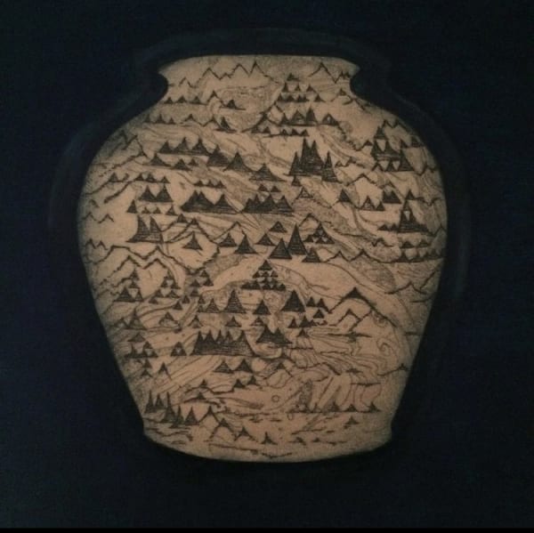 Sally Spens, Land