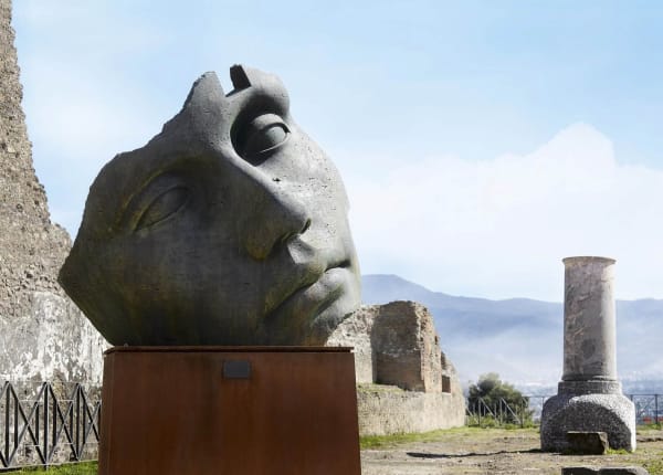 Igor Mitoraj, Luci di Nara Pietrificata, 2014