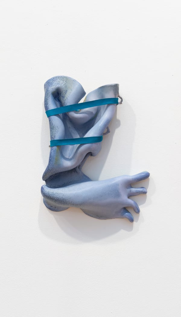 Anna Perach & Anousha Payne, Backwards eyes foot, 2021