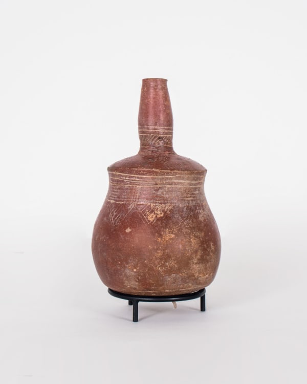 Inland Niger River Delta D'jenne culture, earthenware bottle, 1,200-1,400 AD