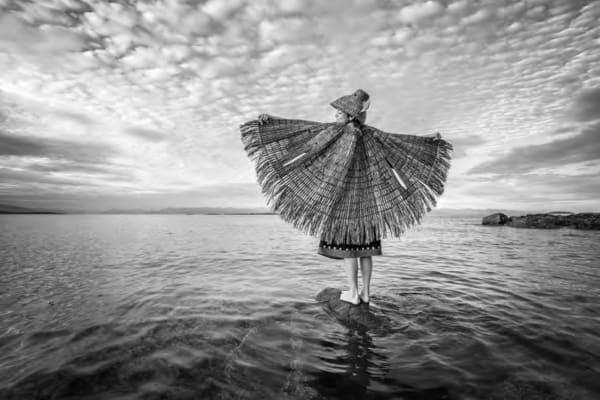 Cristina Mittermeier, With Open Arms , 2018