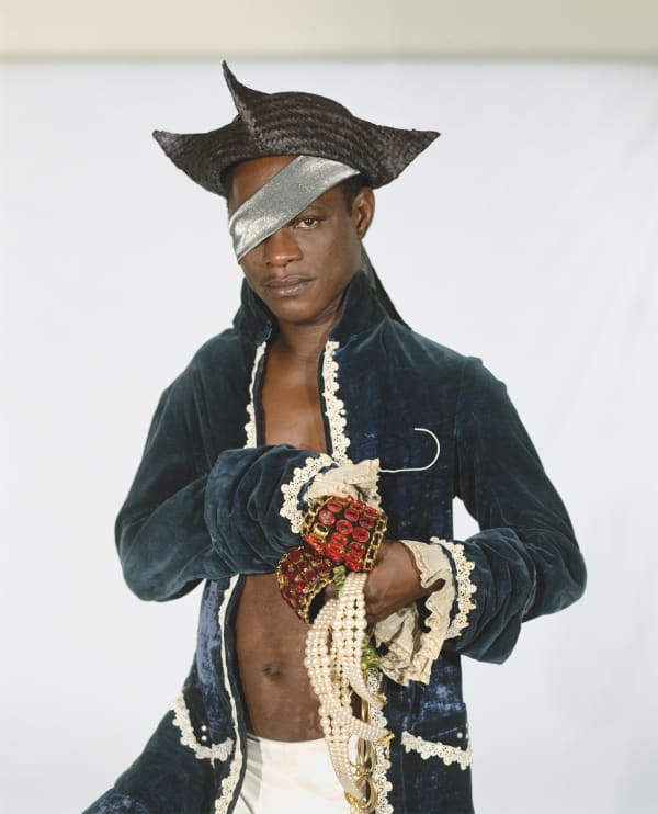 Samuel Fosso, Série TATI, Le Pirate, 1997