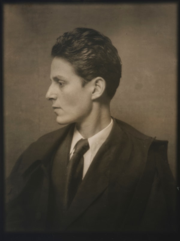 E.O. Hoppé Gluck, 1924 Vintage gelatin silver print 8 x 6 in.