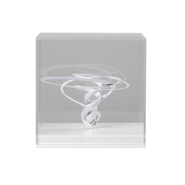 Mariko Mori Bonding, 2024 Resin and paint 20x20x20cm