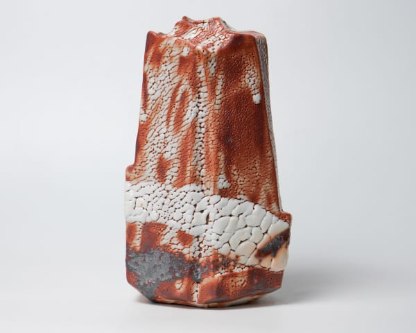 Hayashi Shotaro 林正太郎, Red Shino faceted flower vase