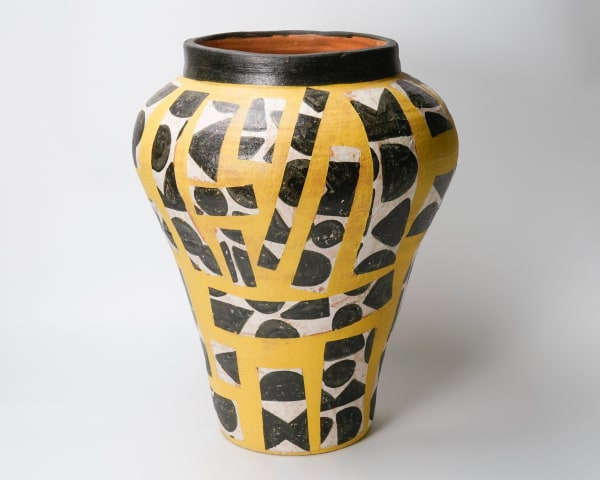Kim Hono 金憲鎬 Yellow Jar 1 壺