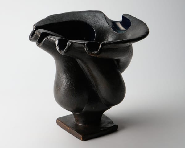 Yanagihara Mutsuo 柳原睦夫, Form of an Eroding Wind 風蝕の形, 2018