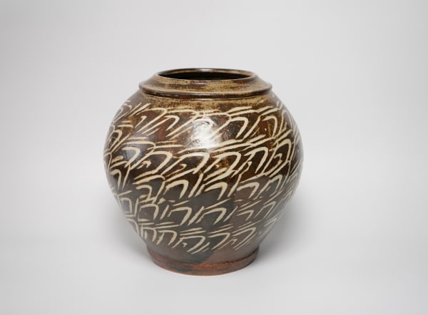 Shimaoka Tatsuzo 島岡達三, Large Jar with Inlay 地釉象嵌印文壺, 1960