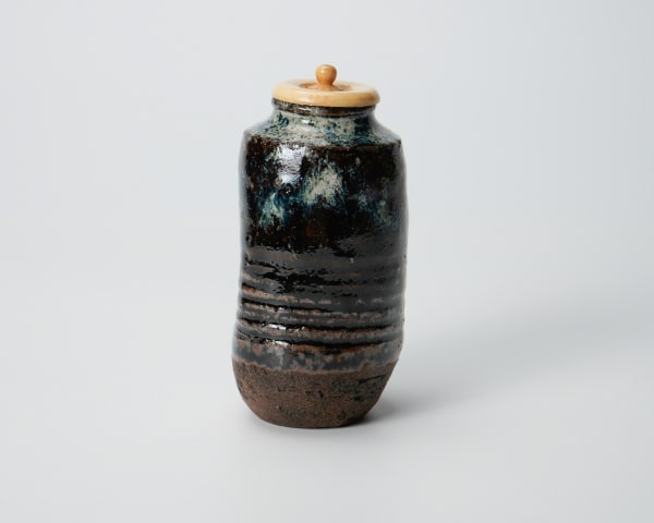 Old Korean style Karatsu tea caddy, c. 1573-1644