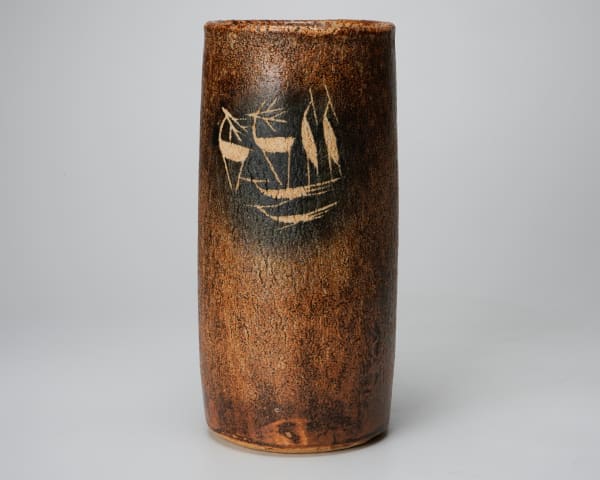 Kawamoto Goro 河本五郎, Ash glazed flower vase, 1970’s
