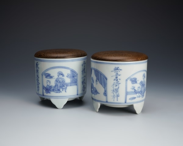 Hachiya Sōyu 蜂谷宗由, Sometsuke incense burner, set of two