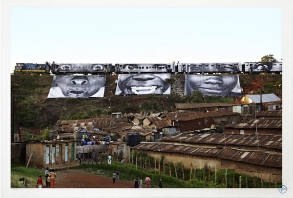 Jr, Women Are Heroes - In Kibera Slum train passage 1, 2010