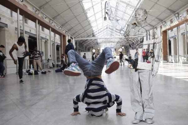 Liu Bolin, CentQuarte (FRANCE), 2015